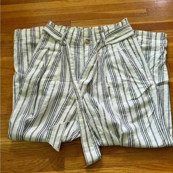 Madewell Linen-Cotton Paperbag Pants in Dark Baltic Stripe - Picture 7 of 9
